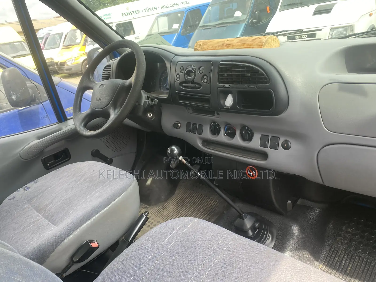 Ford Transit 2002 Blue