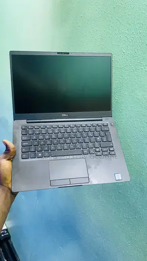 Laptop Dell Latitude 7300 16GB Intel Core I7 SSD 256GB