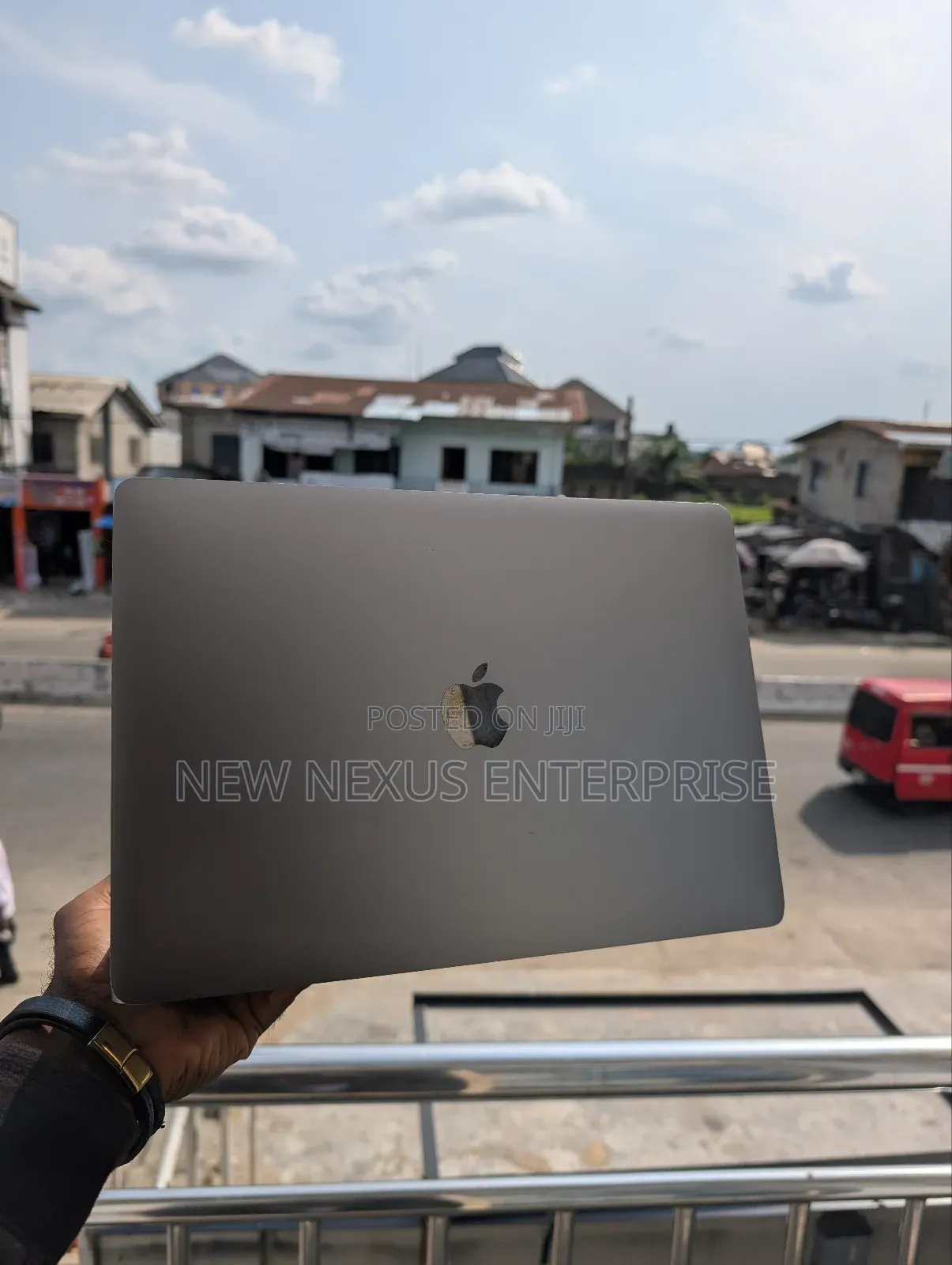 Laptop Apple MacBook 2018 8GB Intel Core I5 SSD 512GB
