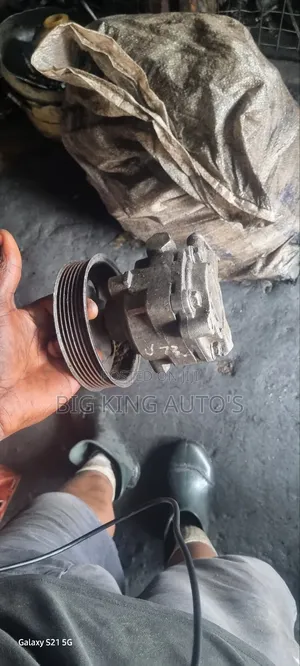 Power Steering Pump for Mitsubishi Montero