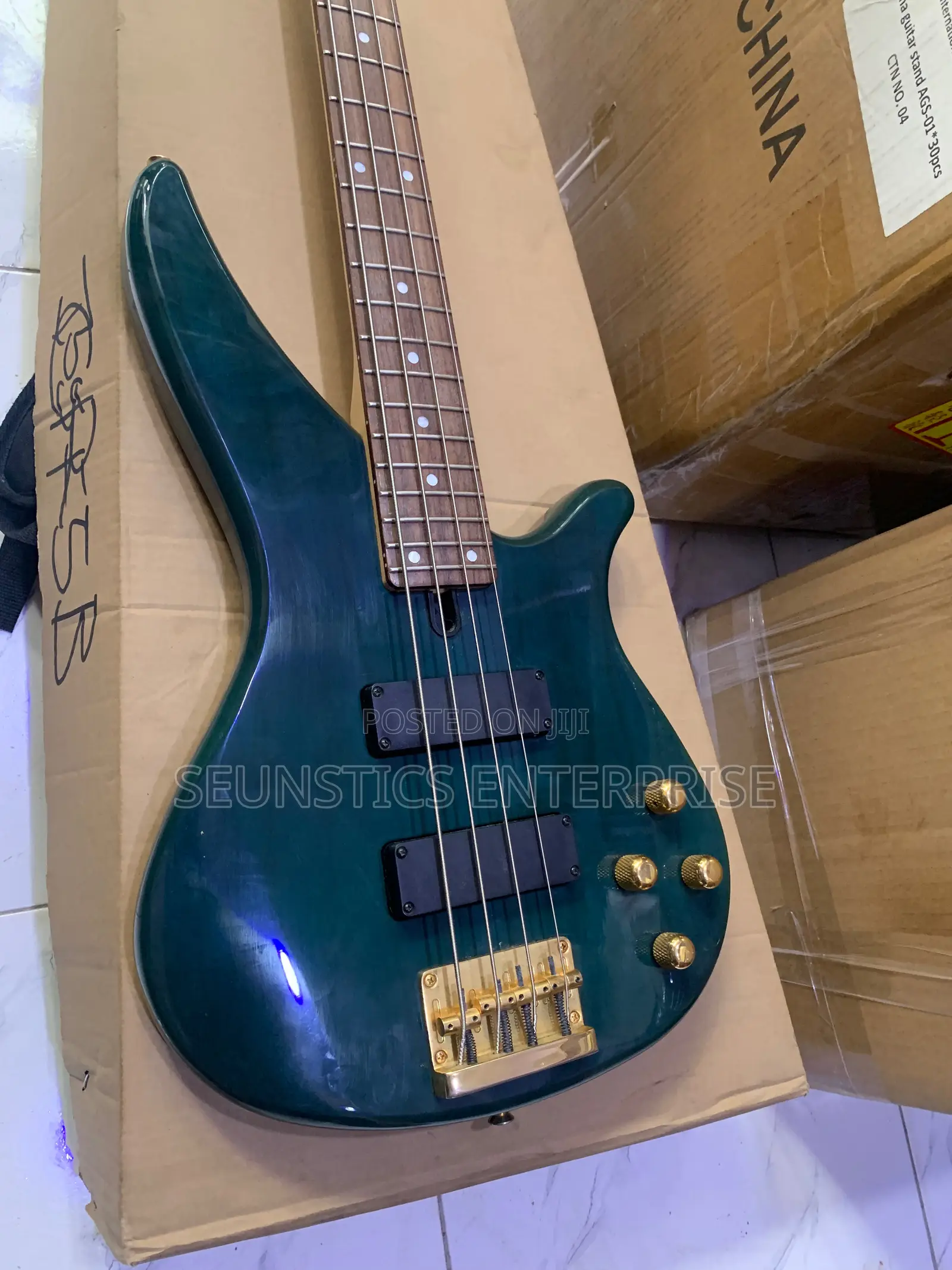 Quality Yamaha RBX 760a Four String Active Bass Guitar