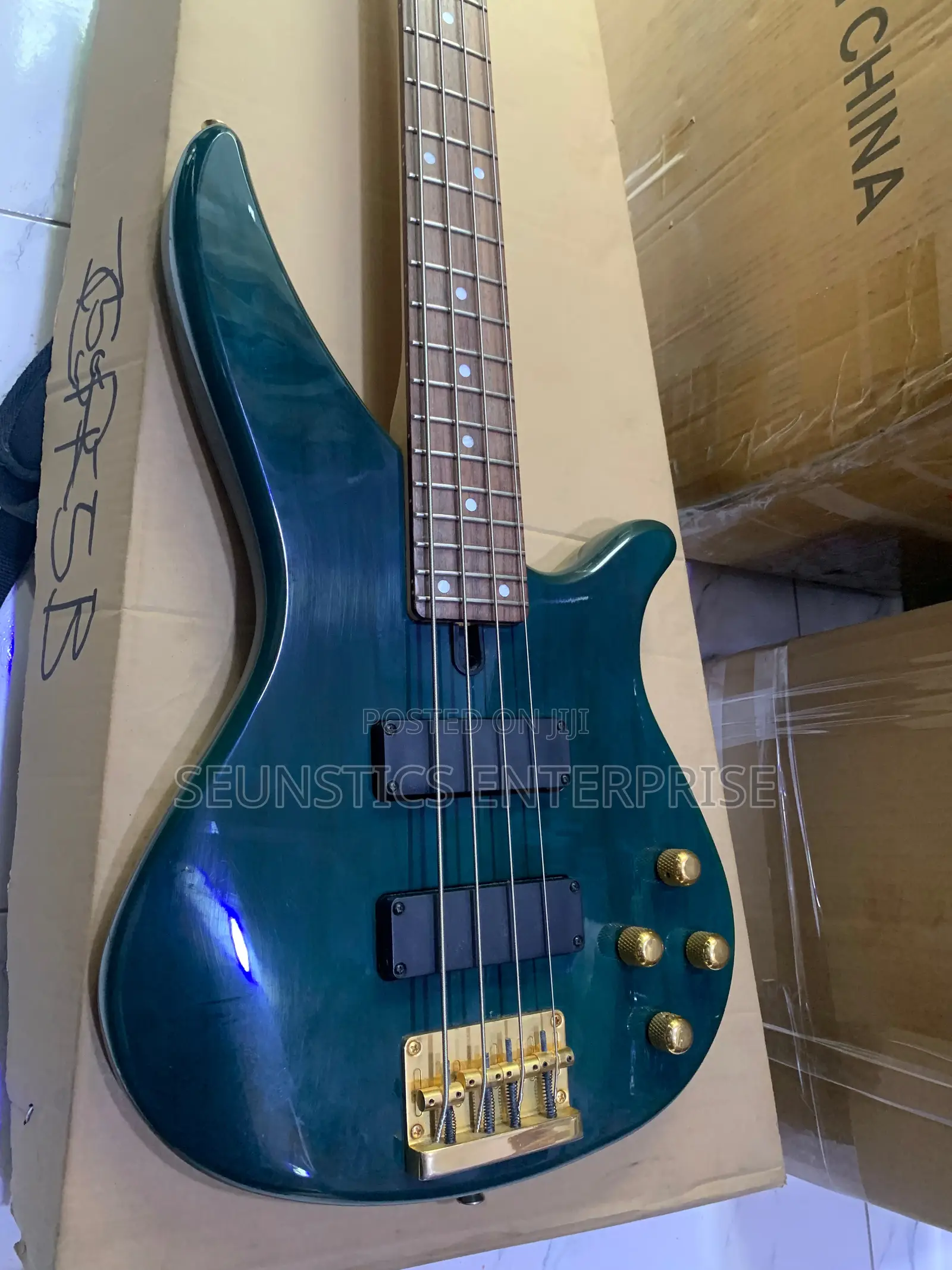 Quality Yamaha RBX 760a Four String Active Bass Guitar