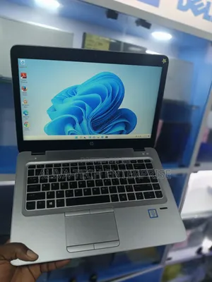 Laptop HP EliteBook 840 G3 8GB Intel Core I5 SSD 256GB