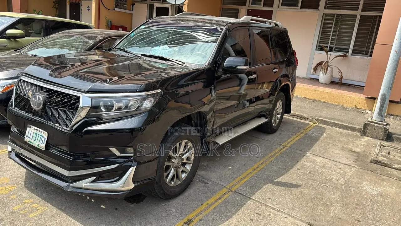 Suvs, Full Sides Suvs, Luxury Cars.
