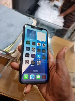Apple iPhone 11 64 GB Black