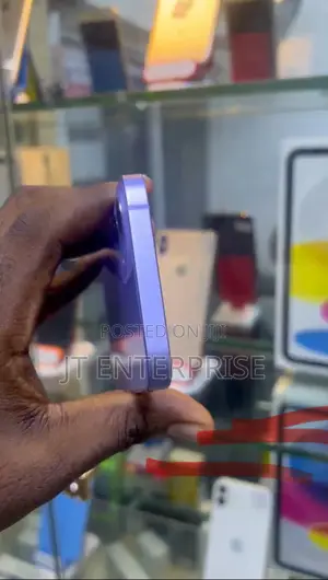 Apple iPhone 12 64 GB Green