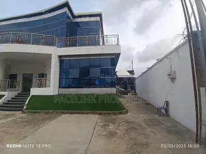 Spacious Office Use on the Main Road