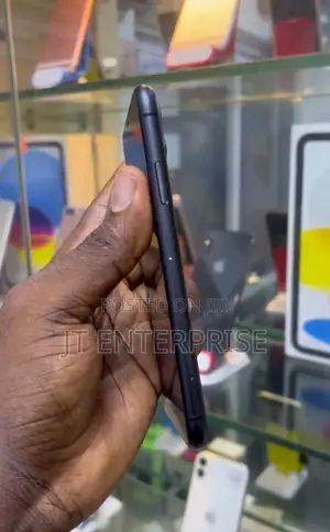 Apple iPhone 11 128 GB Black