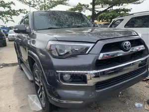 Toyota 4-Runner 2014 Gray