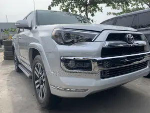 Toyota 4-Runner Limited 4X4 2013 Silver