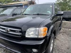 Toyota Sequoia 2004 Black