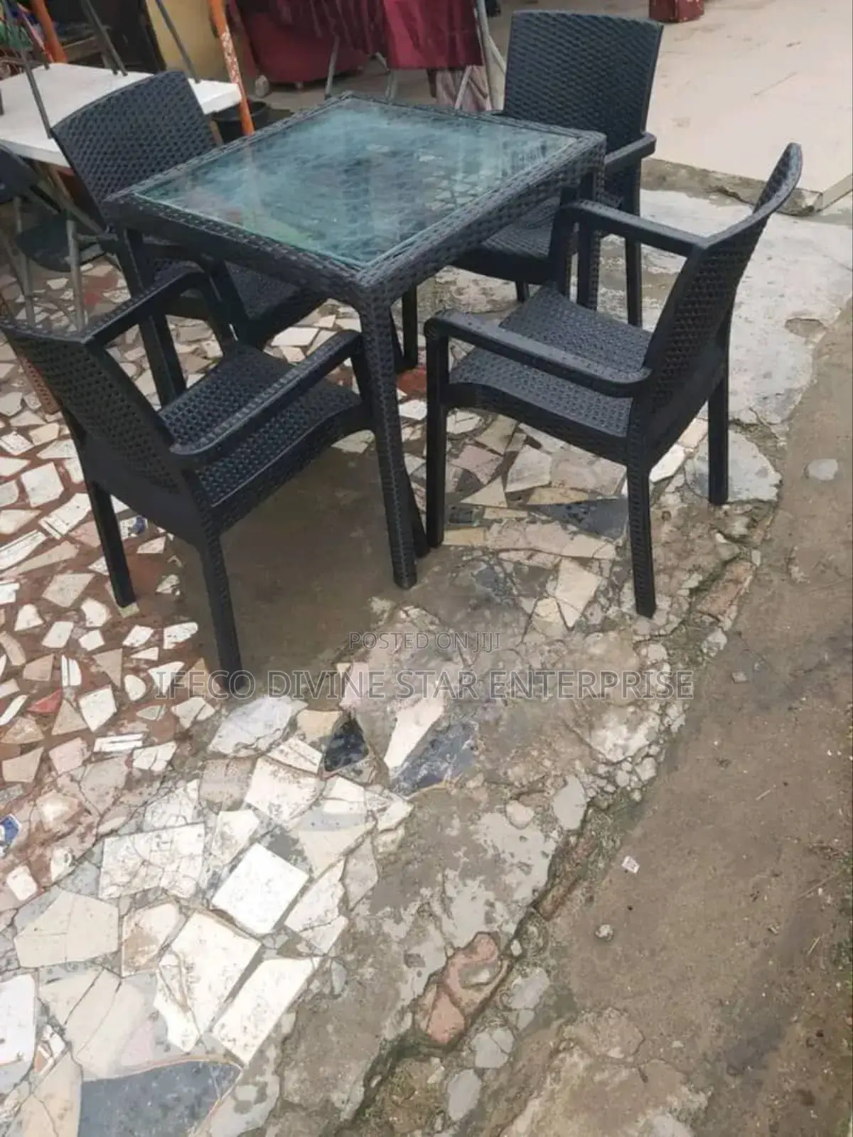 Restaurants/Bar Table and Chairs