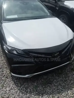 New Toyota Camry XLE V6 Auto 2024 Black