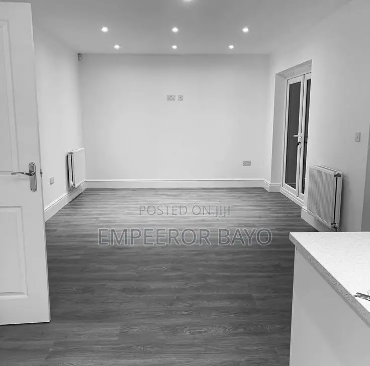 Vinyl Floor