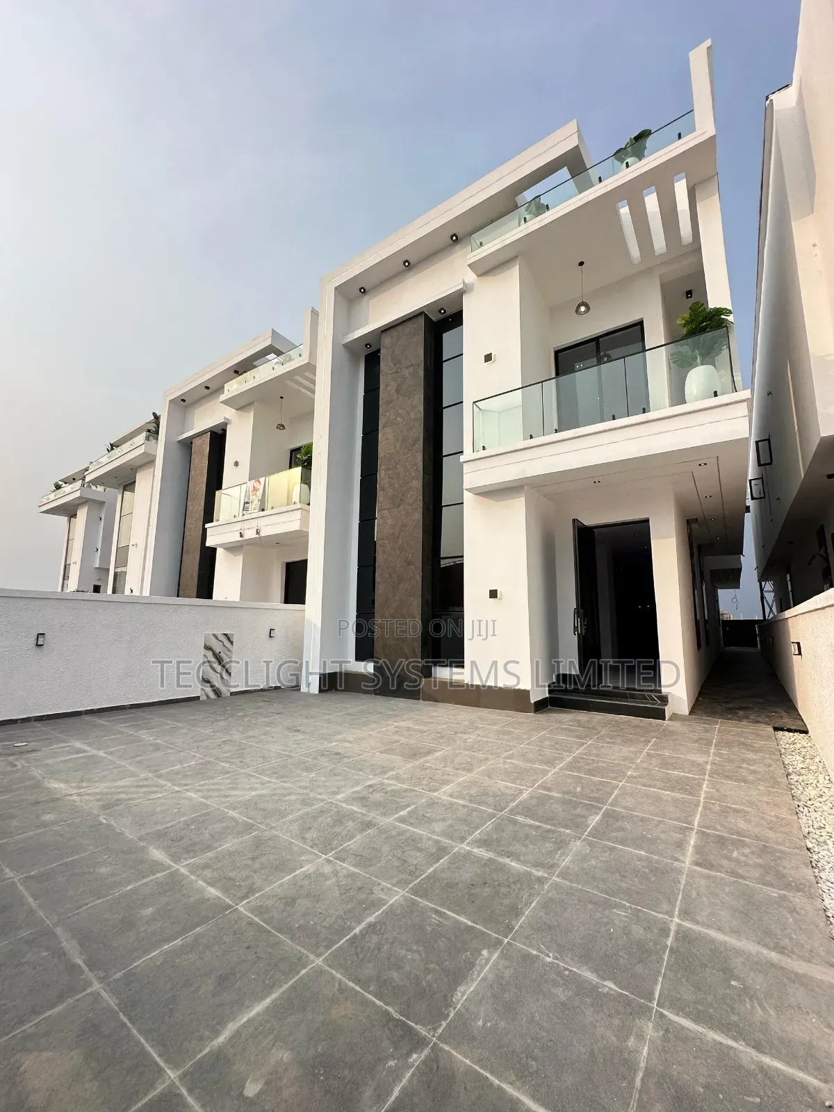 5bdrm Duplex in Ajah for sale