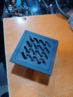 Quality Black 10 Cm Floor Drains