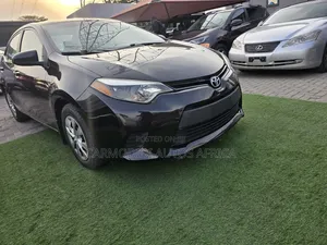 Toyota Corolla 2016 Black
