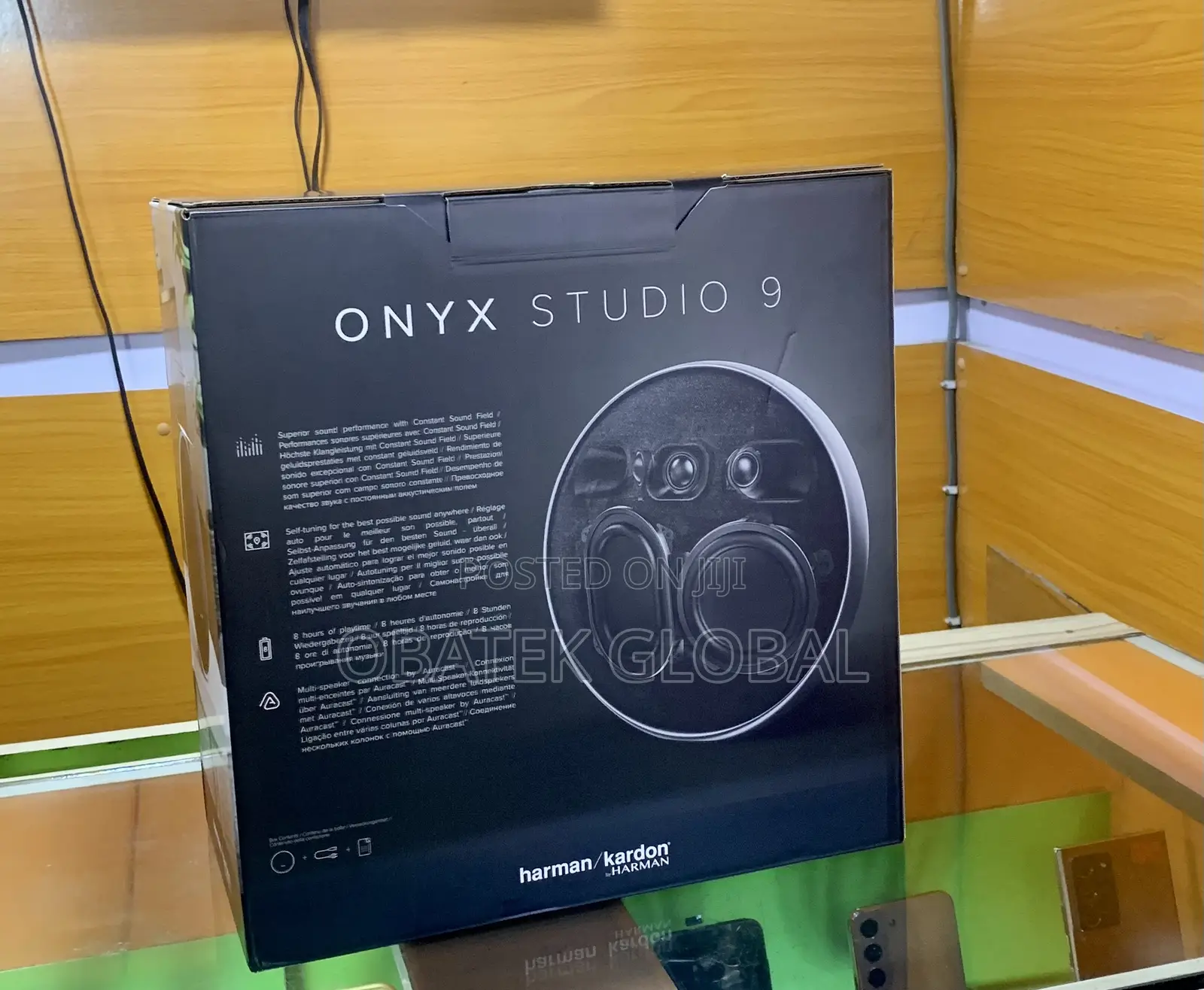 Onyx Studio 9