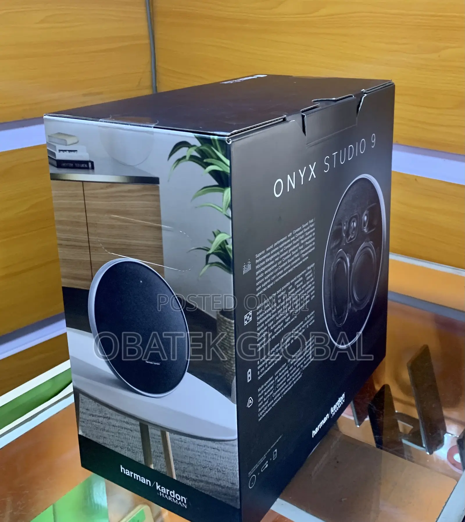 Onyx Studio 9