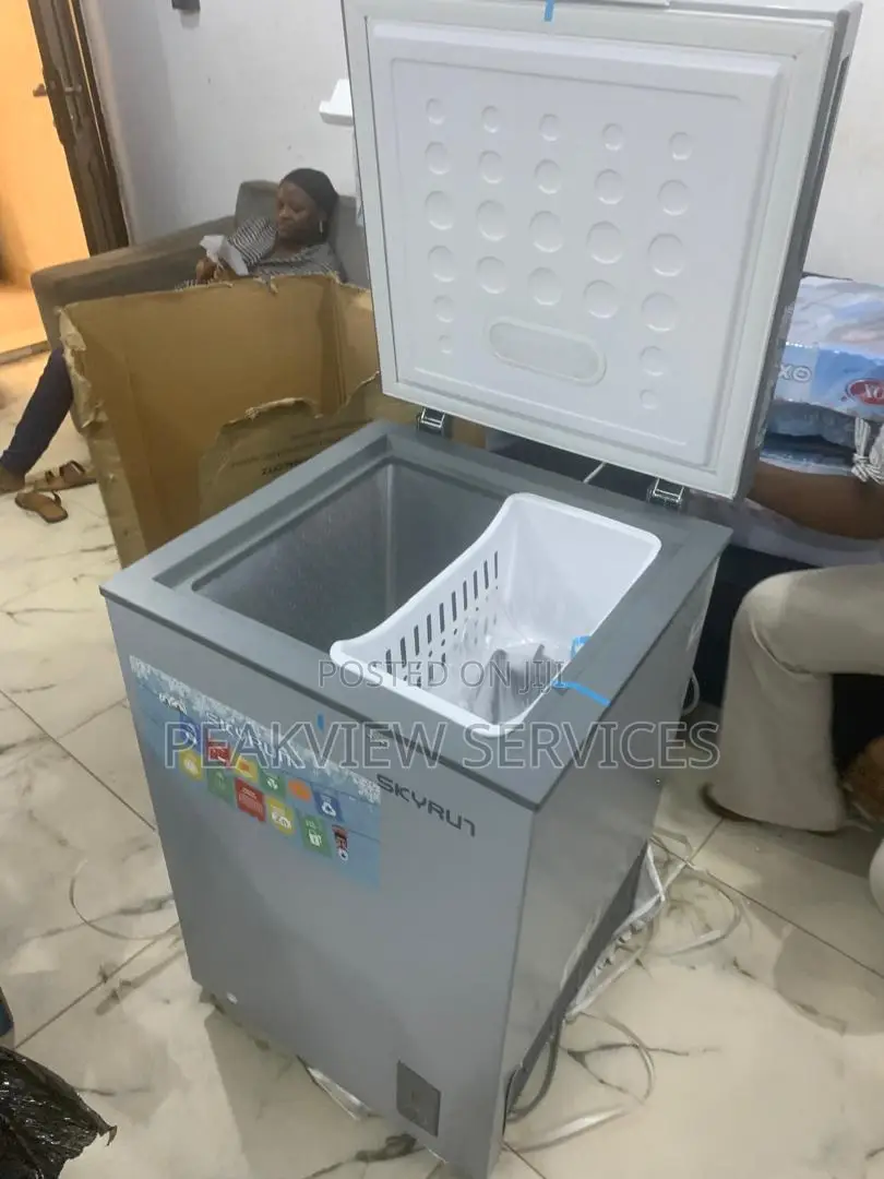 Skyrun Bd-90a Fridge - Compact Spacious Storage Chest Free