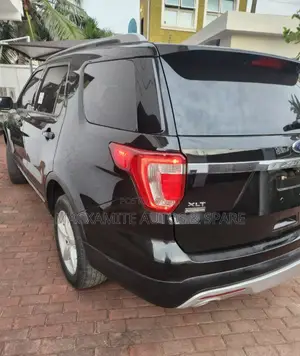 Ford Explorer XLT 4dr SUV AWD (3.5L 6cyl 6A) 2016 Black