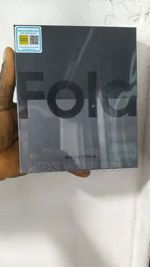 New Samsung Galaxy Z Fold4 256 GB