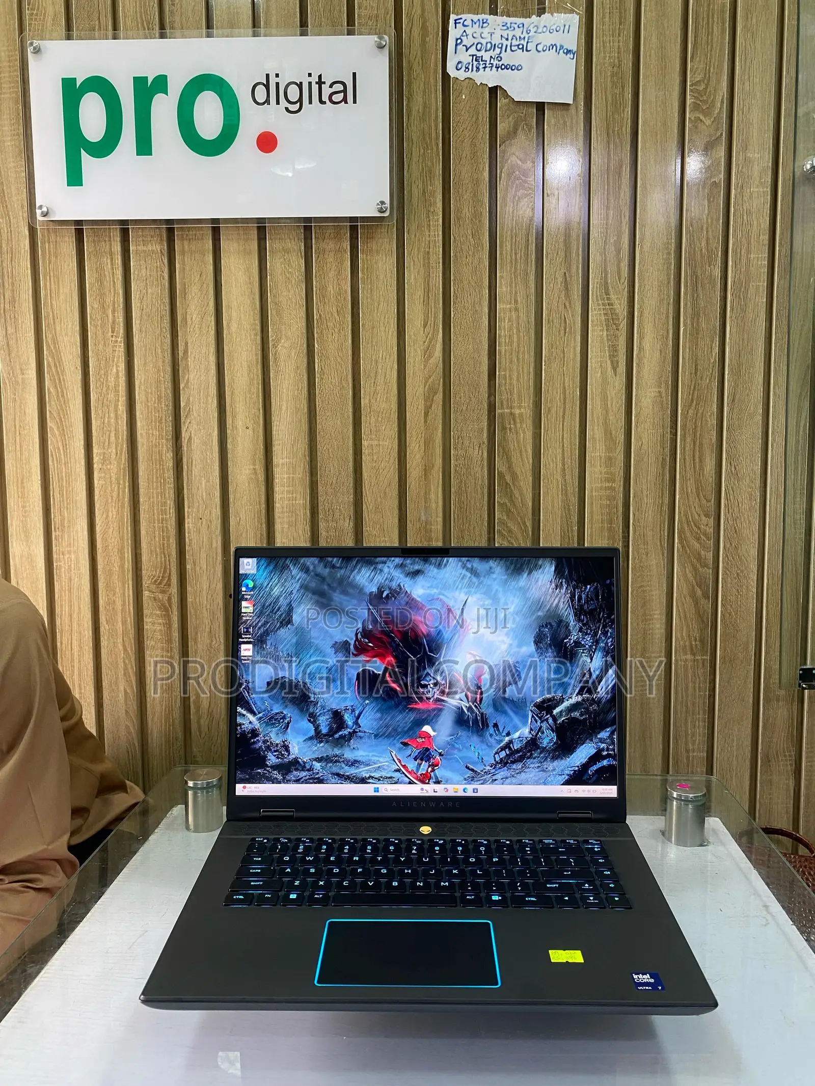 Laptop Dell Alienware M16 16GB Intel Core Ultra 7 SSD 1T
