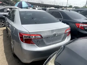Toyota Camry 2012 Silver