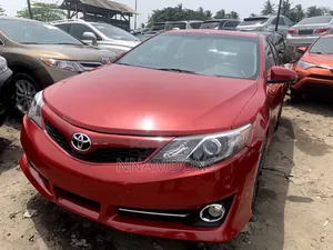 Toyota Camry 2014 Red
