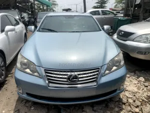 Lexus ES 350 2010 Blue
