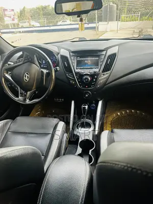 Hyundai Veloster 2016 Beige