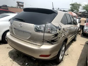 Lexus RX 330 2005 Gold