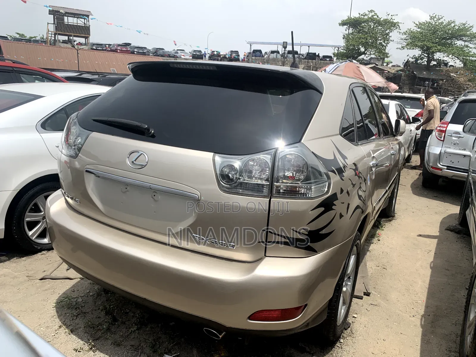 Lexus RX 330 2005 Gold