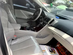 Toyota Venza V6 2009 Silver