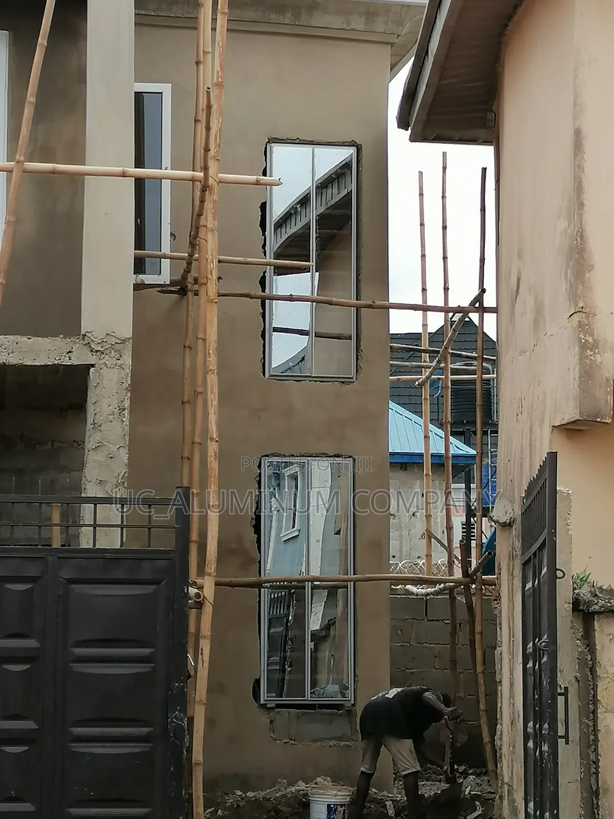 White Frameless Window