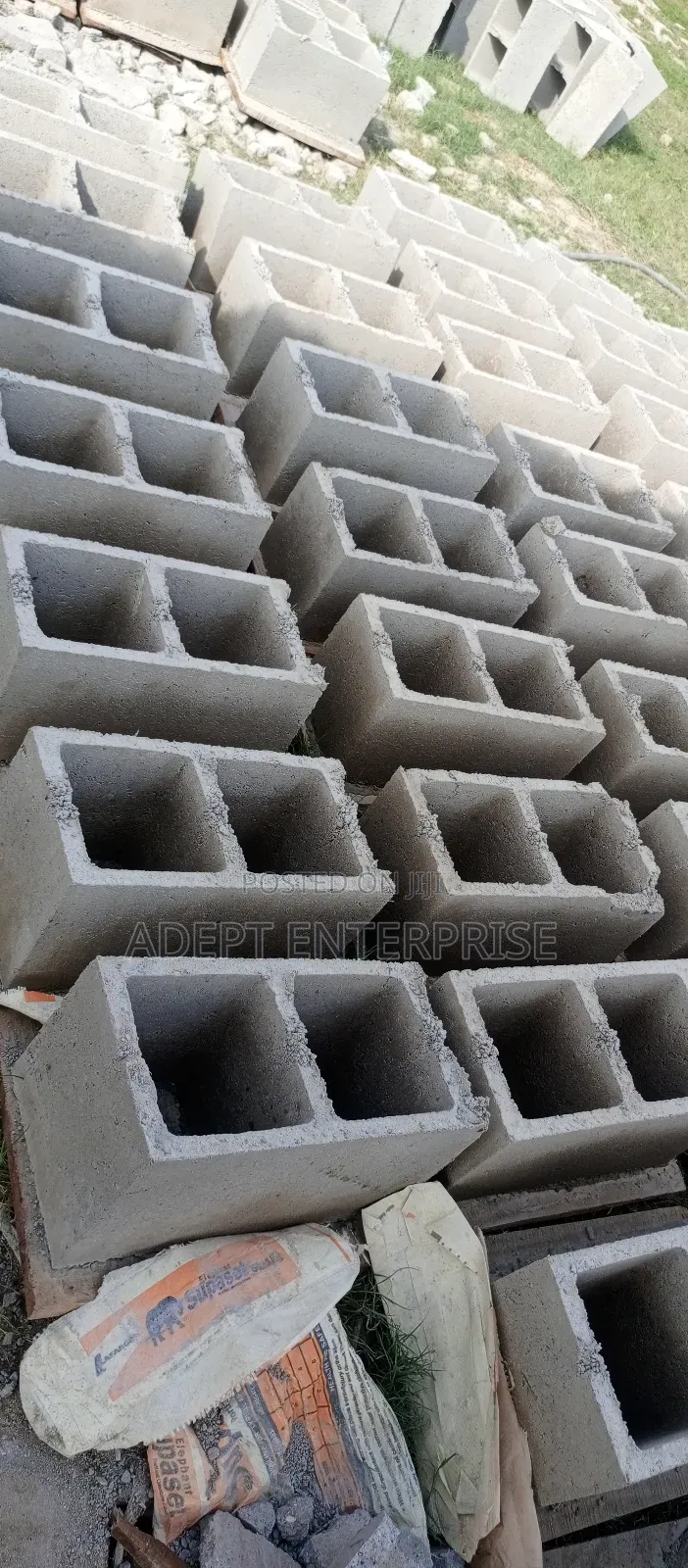 Original Dust Based Vibrated Blocks
