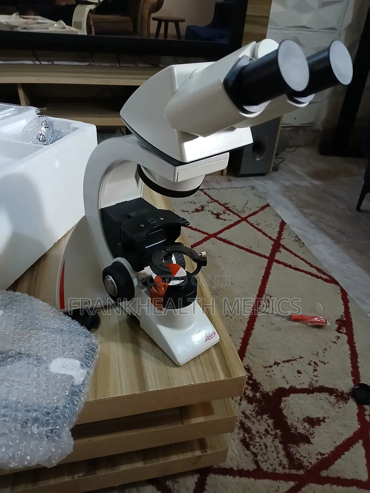 Dm1000led Microscope Leica