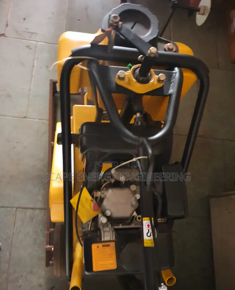 Asphalt Cutting Machine 14"