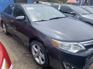 Toyota Camry 2012 Gray