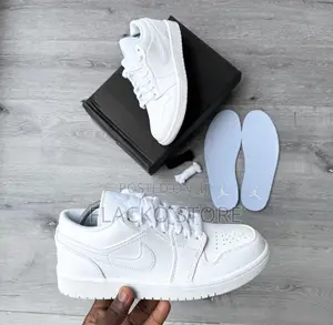 Original Air Jordan 1 Low Triple White Sneakers
