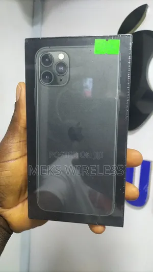 New Apple iPhone 11 Pro Max 256 GB Green