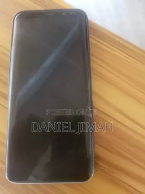 Photo - Samsung Galaxy S8 Plus 64 GB Gray