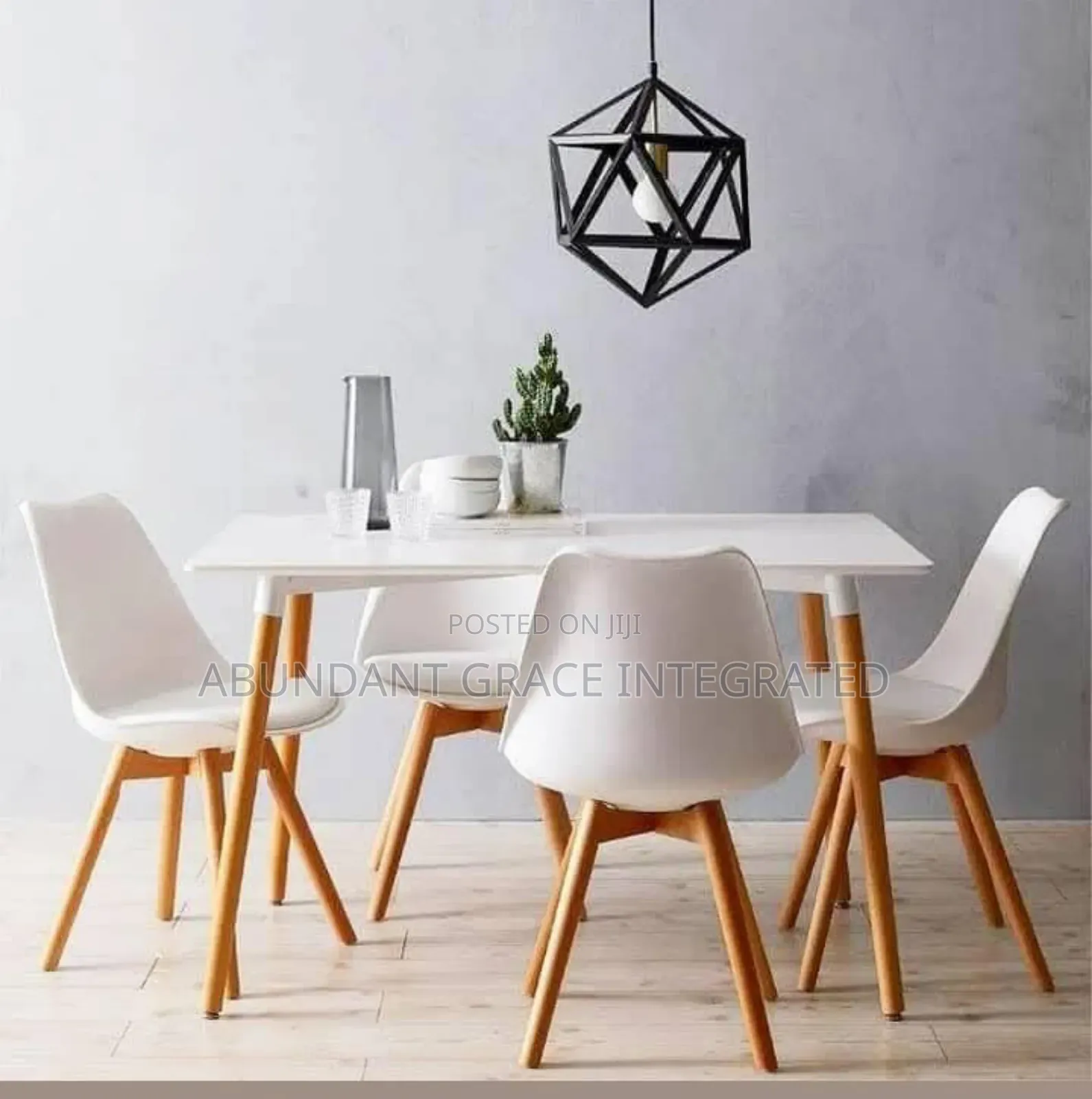 Restaurants/ Dinning Set.