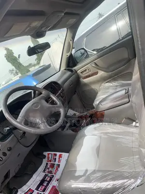 Toyota Sequoia 2004 Black