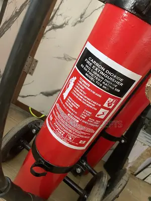 Angus 9kg Carbon Dioxide Fire Extinguisher With Wheels/Tyres