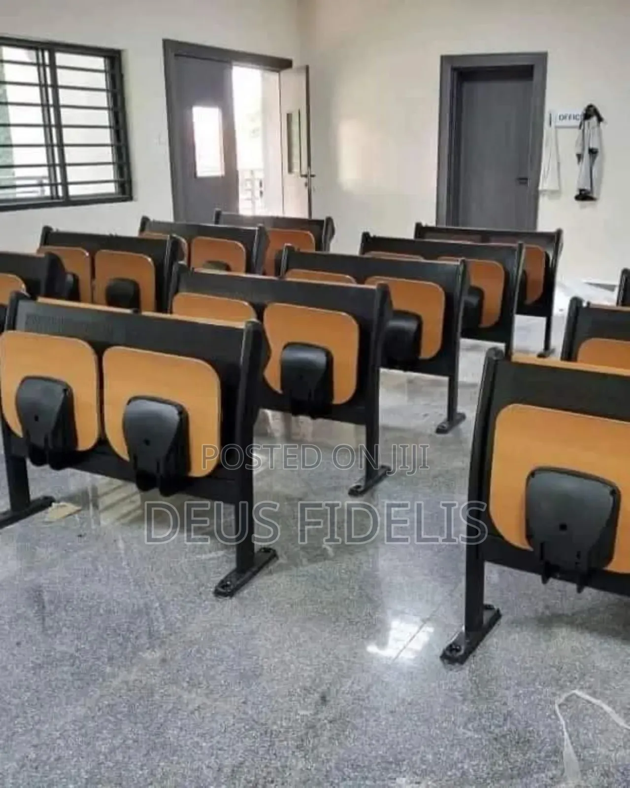 Lecture Hall Chair With Desk