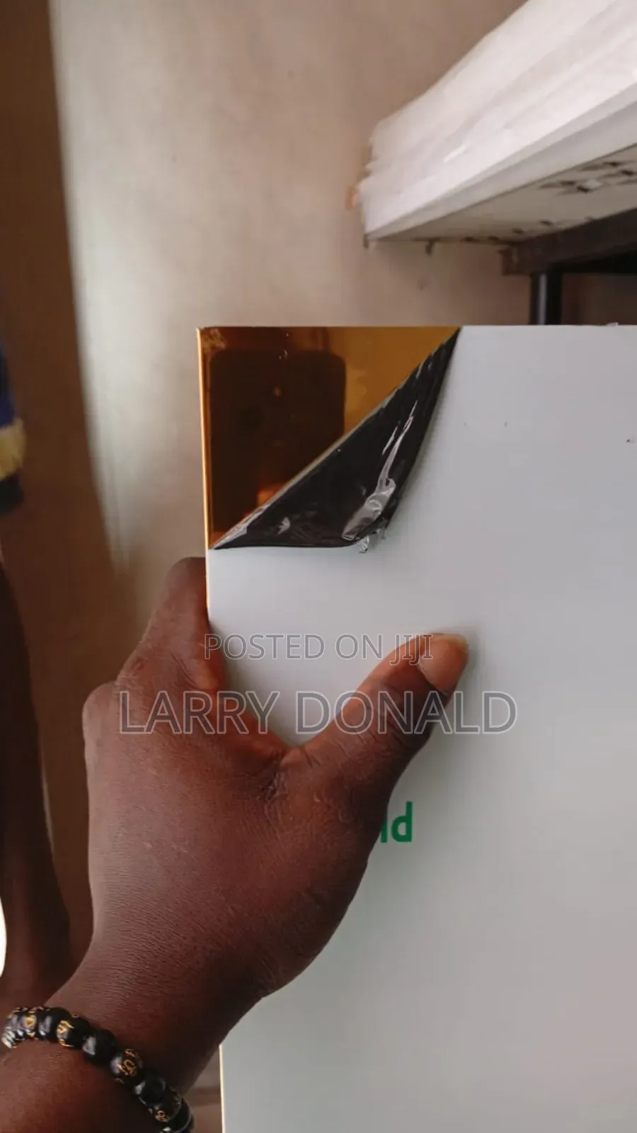 Mirror Gold Accoboard