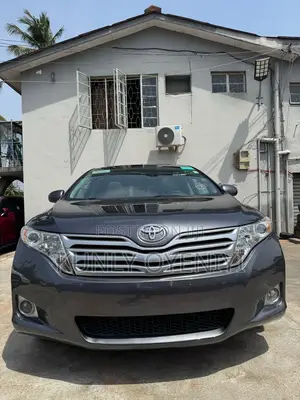 Toyota Venza V6 2012 Gray