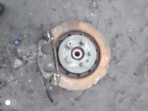 Ford Explorer Front Hub 2013