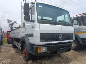Mercedes Benz German 814 Pickup Truck